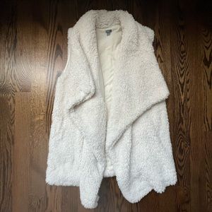 Aerie Oversized Fuzzy Warm Vest